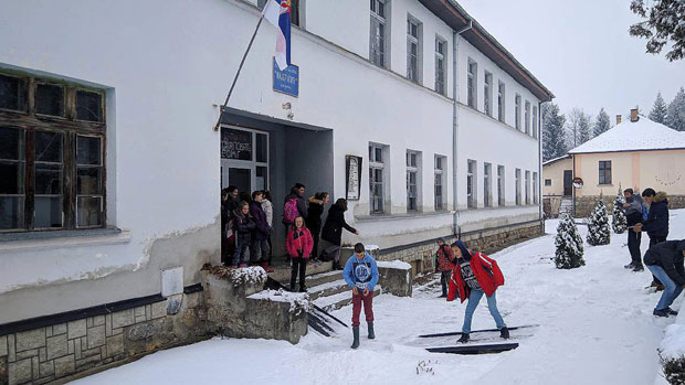 УСПОМЕНА ЗА НАЈСТАРИЈУ ШКОЛУ МОРАВИЧКОГ КРАЈА: Луча из Миланџе обасјала Јавор