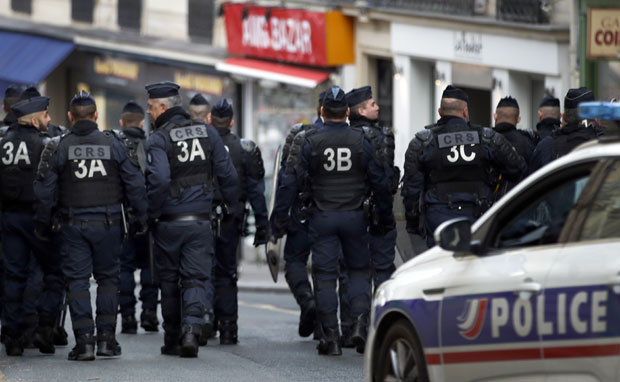 Влада предлаже бонус за полицајце; Они кажу: Нисмо на продају