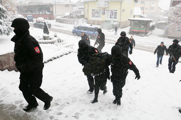 ПОСЛЕ ФИЛМСКЕ ПОТЕРЕ: Џаја коначно иза браве!