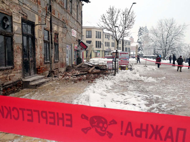 Селе станаре после рушења крова