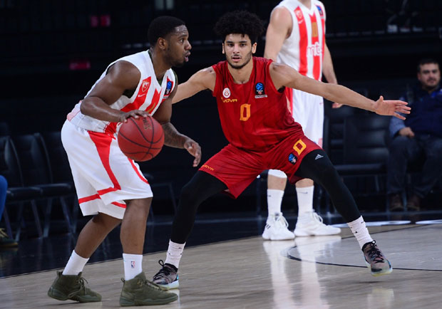 ЗВЕЗДУ ЧЕКАЈУ ШПАНЦИ: “Стотка” црвено-белих у Истанбулу