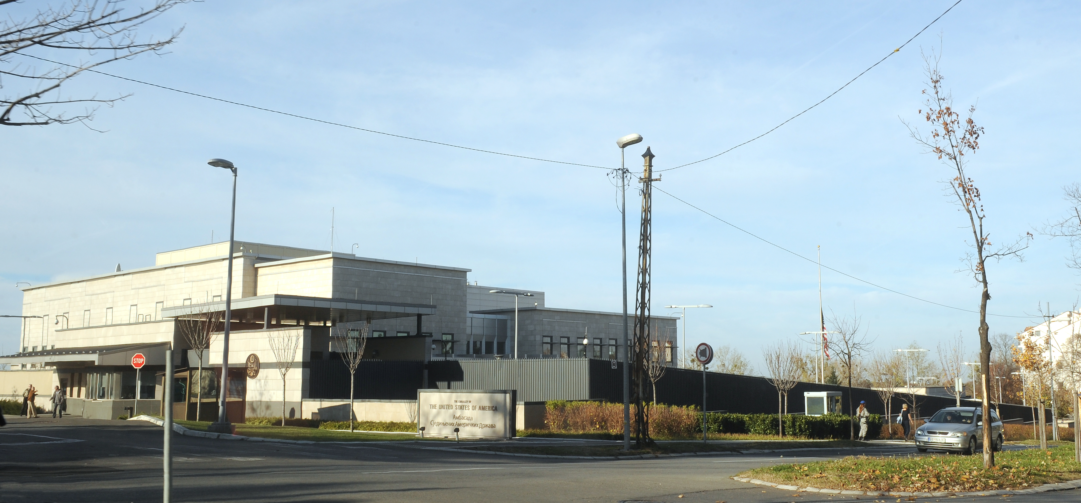 АМБАСАДА САД ЗА НОВОСТИ О КОСМЕТУ: Исправно је да ЕУ води процес