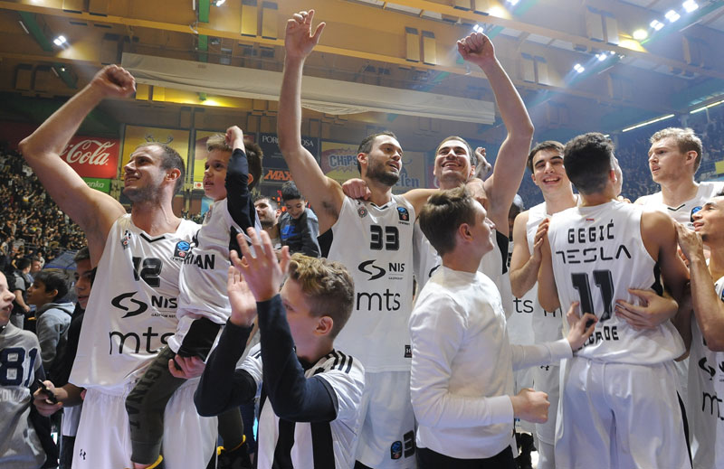 МОЖЕМО СВАКОГ ДА ПОБЕДИМО: Црно-бели се радују због великог успеха и нових изазова у Еврокупу