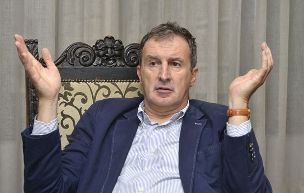 Дејан Савић - побуна с два лица