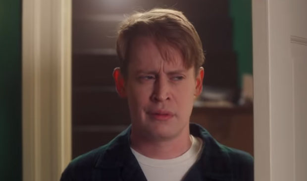 Он је опет сам у кући и то само због Гугла (ВИДЕО)