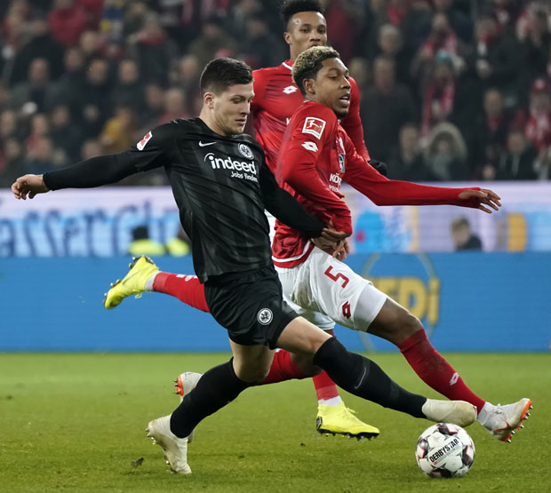 ЛУКА СВЕТСКА КЛАСА: “Марка” из свих углова скенирала квалитете српског нападача