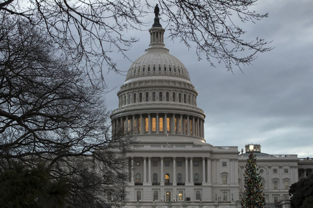 ЗИД ЗАУСТАВИО ПЛАТЕ: Део америчке владе ради без накнаде
