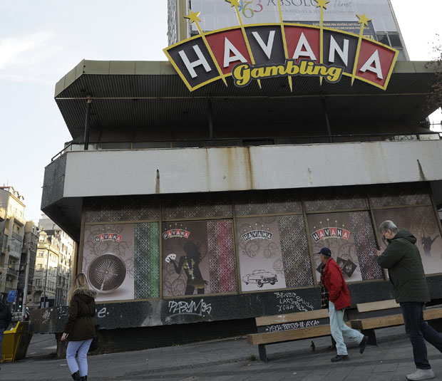 По три године за принуду у Хавани