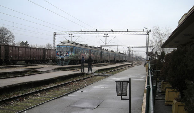 РЕД ВОЖЊЕ ЗА-НЕРЕД: Поласци возова на прузи од Пожаревца до Смедерева праве проблеме путницима