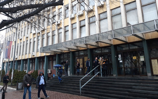 НЕДОСТАЈУ СТРУЧЊАЦИ: Правосуђу у Војводини потребно чак 38 преводилаца и шест судских тумача за глувонеме