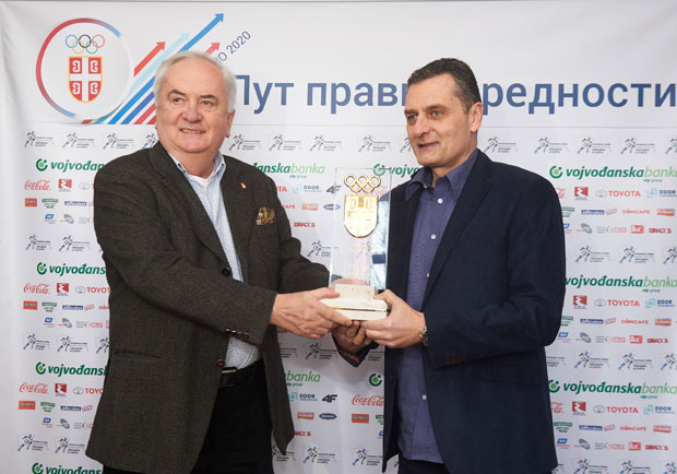 Терзић примио награду ОКС-а: Да поновимо сјајне резултате