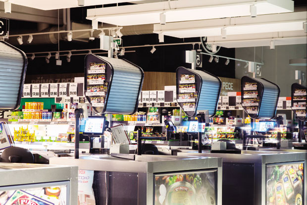 Опрез пред касом