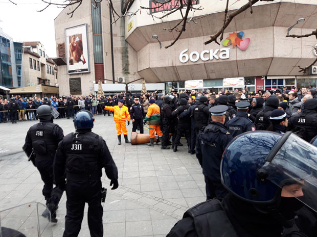 Бакир и Мектић хоће да увуку Србију у сукоб