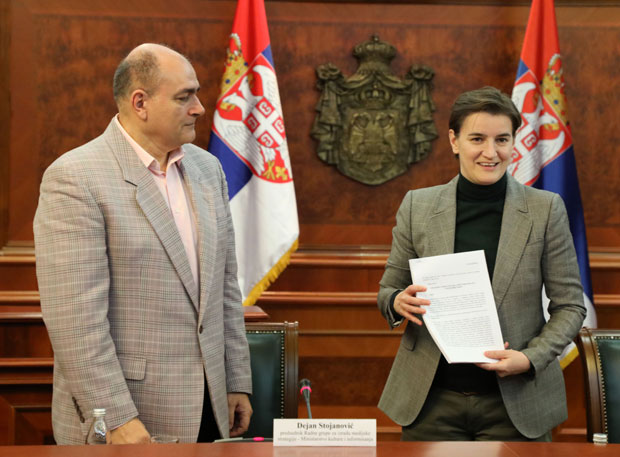 Радна група предала Брнабићевој нацрт Медијске стратегије