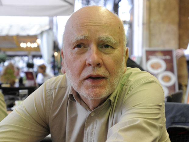 ИЗУЗЕТНОСТ ПЕСНИШТВА: Загајевски се огласио поводом награде Књижевни пламен