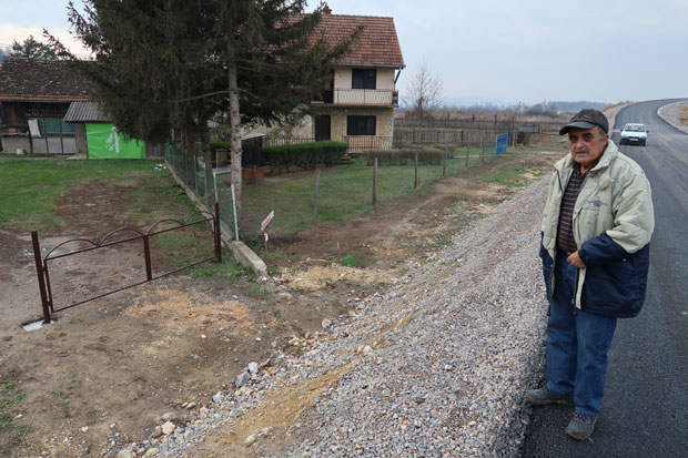 Јаковљевићи одсечени од света