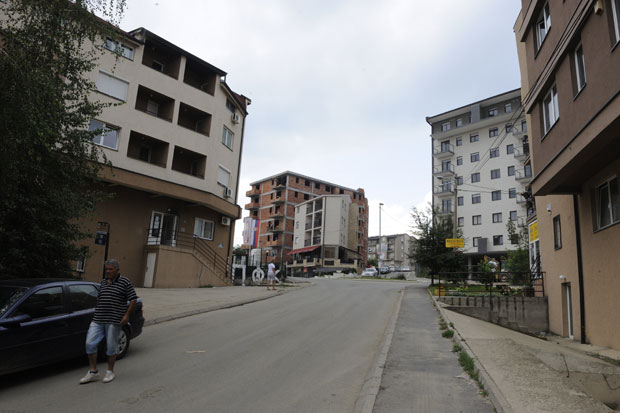 Насеље Војвода Влаховић: Јутро дочекују сувих славина