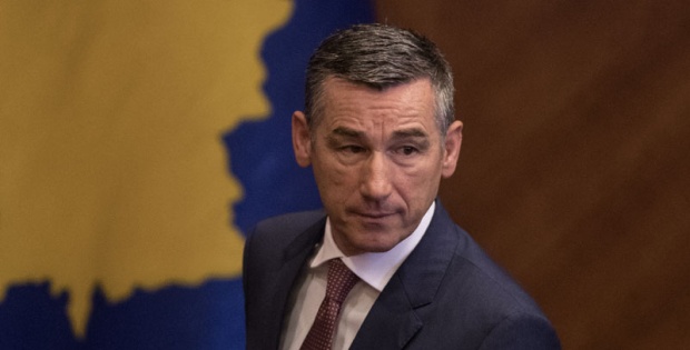 КОСОВСКИ МЕДИЈИ СЕ ПИТАЈУ: Где је Весељи, у Љубљани или Хагу? Весељи се јавио али одбио да каже где је