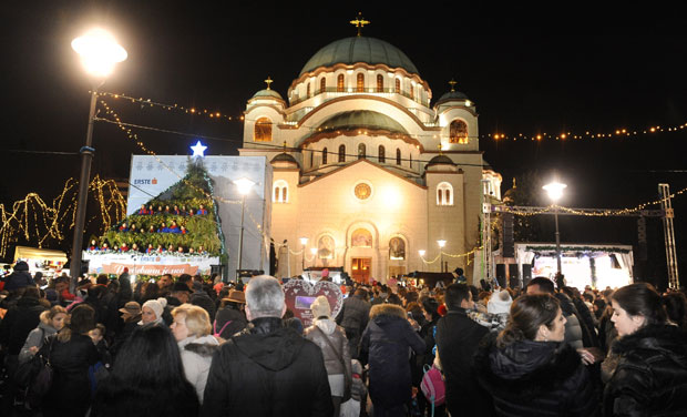 Божићно сеоце код Храма Светог Саве од 4. јануара