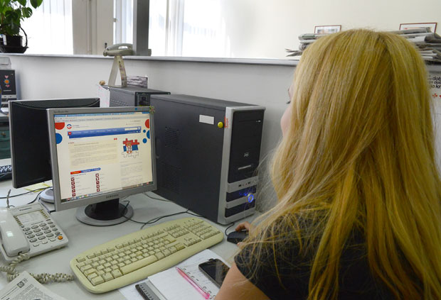 ГРАЂАНИ ПИТАЈУ, ВЛАДА ОДГОВАРА: За два месеца од покретања новог сајта стигло више од 1.000 захтева посетилаца