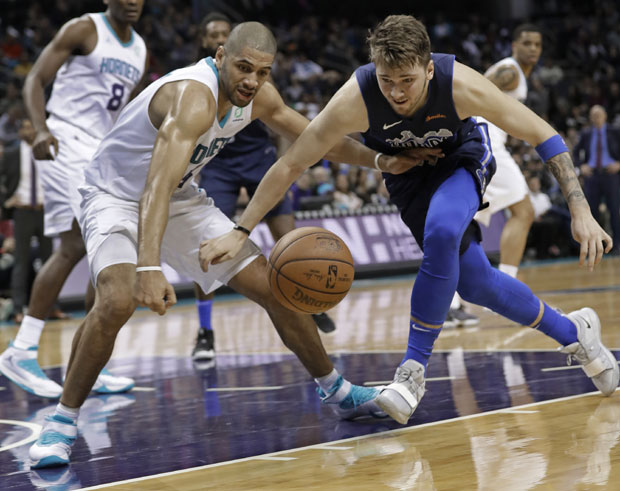 НБА: Дончић водио Далас до победе, Џорџ срушио Лејкерсе, Дејвис обарао рекорде