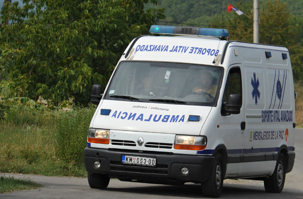 Група Албанаца напала Србина у Северној Митровици