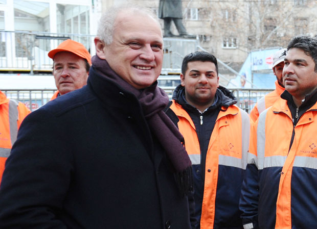 Весић: Град нормално функционише, нема скраћења линија