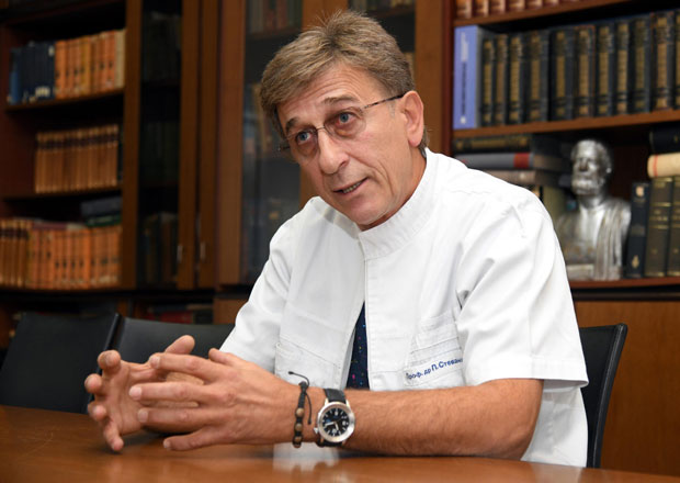 Хроничан бол мора да се лечи