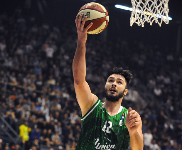 Никола Јанковић: Партизанов позив мења све