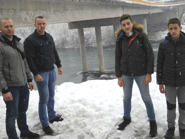 НАЈПЛЕМЕНИТИЈИ ПОДВИГ ГОДИНЕ: Од Дрине су отели Душана и Марка