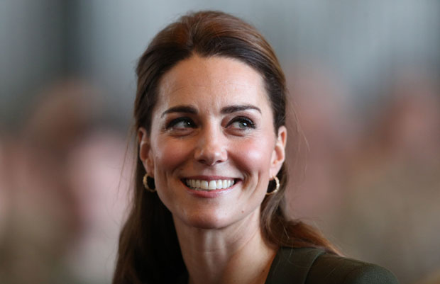 ЈОШ ЈЕДНА БЕБА У КРАЉЕВСКОЈ ПОРОДИЦИ: Кејт Мидлтон поново трудна