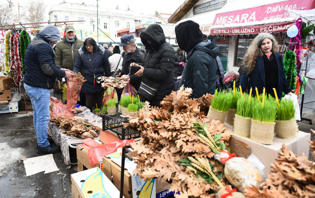 Бадњаци уместо јелки 