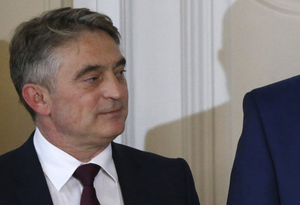 Комшић проглашен за непожељну особу у Неуму