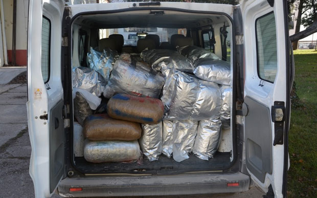 АКЦИЈА ПОЛИЦИЈЕ У ГАЦКУ: Највећа заплена дроге у последњих десет година