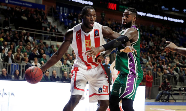 ЗВЕЗДИНА ЦРНА ТАЧКА: Црвено-бели против Уникахе доживели четврти пораз на гостовањима