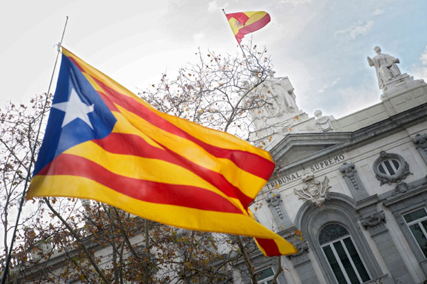 Каталонски лидер подршку буџету условљава референдумом