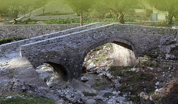 Улазна капија у природни музеј маслинарства