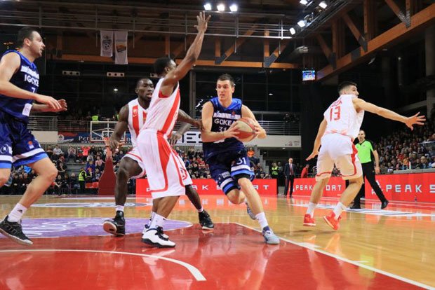 ЗВЕЗДА СЕ ПРОВУКЛА: Драма, на крају 15:0!