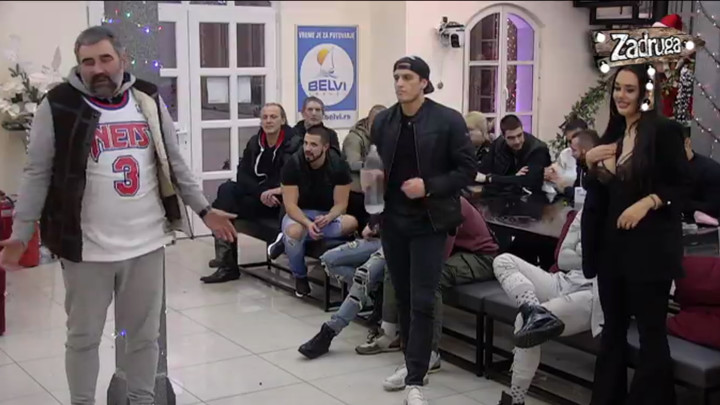 АЛЕКСАНДРА ЋЕ НАПРАВИТИ ХАОС: Први пољубац Ане Кораћ и Давида (ВИДЕО)