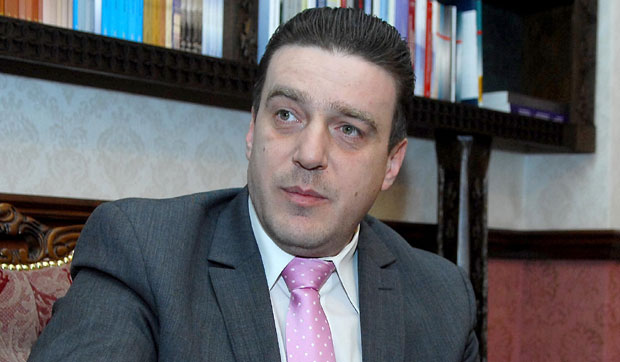 АДВОКАТ НЕБОЈША ПЕРОВИЋ, ЗА НОВОСТИ: Уз робију треба увести и новчане казне