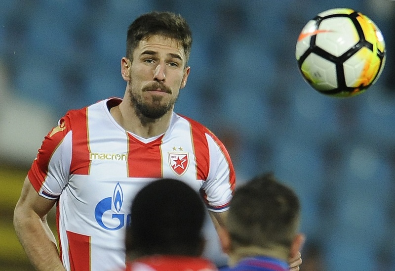 ДЕГЕНЕК ДО ВРХА НАПУНИО КАСУ: Звезда остварила фантастичну зараду продајом штопера