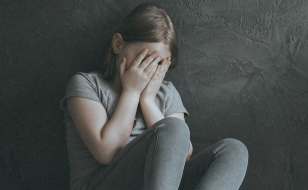 Ухапшен због сумње да је напаствовао две девојчице?