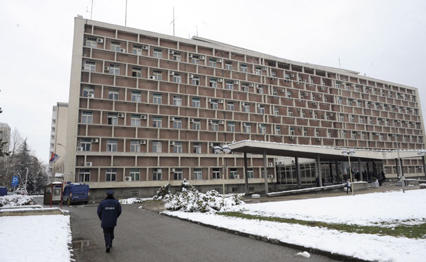 РАДНИЦИ НЕ ЖЕЛЕ ДА НАПУСТЕ ШУМАДИЈУ: Спорна листа прекобројних