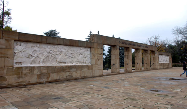 ЂОРЂЕВИЋ НАЈАВИО: Гробље Ослободилаца Београда биће обновљено до Видовдана