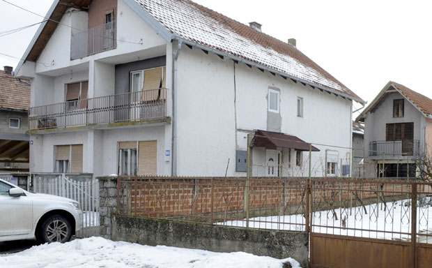 ИСПОВЕСТ МАЈКЕ ПРЕТУЧЕНОГ МЛАДИЋА: Десеторица га тукла до смрти