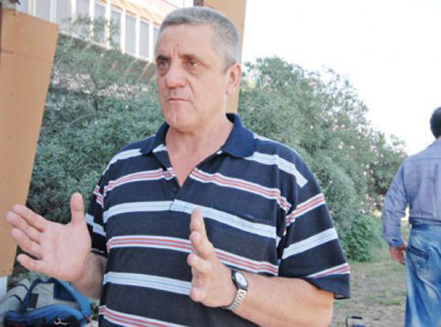 ДИЖУ КРЕДИТЕ ДА ПРЕЖИВЕ: Црногорци приморани да се задужују код банака