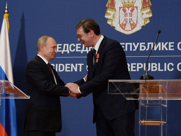 Вучић: Без Русије нема решења питања Космета; Путин: Кључ је Резолуција 1244, а где су српски полицајци и граничари?