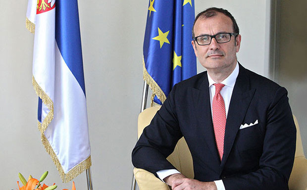 Фабрици: Развијати односе са Mосквом у складу са европским циљем