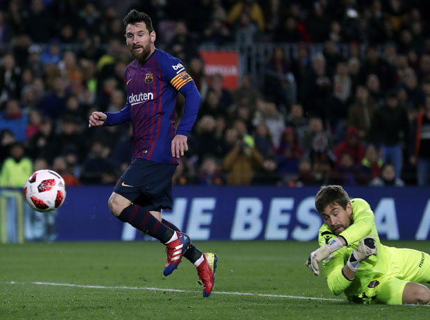 МЕСИ БЕЗ ГРАНИЦА! Аргентинац за четири дана померио два рекорда у Примери и Барселони