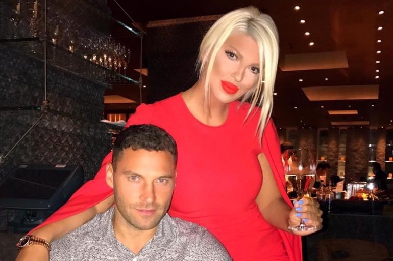 СВЕТ ТВРДИ: Карлеуша имала нервни слом, вриштала и гушила се, па завршила у болници